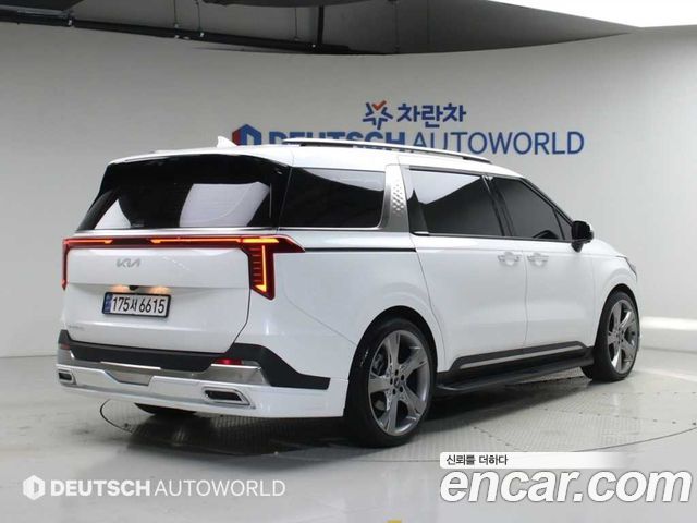 Kia Canival 2025 — photo 2