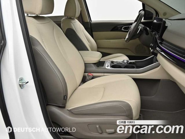 Kia Canival 2025 — photo 10