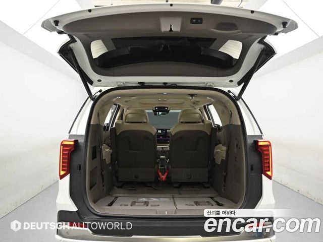 Kia Canival 2025 — photo 19