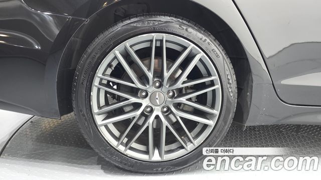 Genesis G70 2018 — photo 5