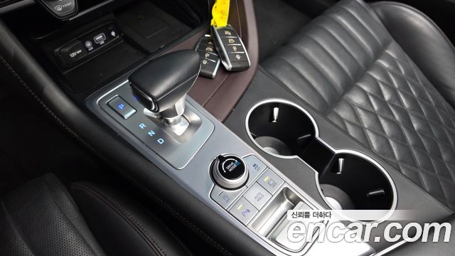 Genesis G70 2018 — photo 12