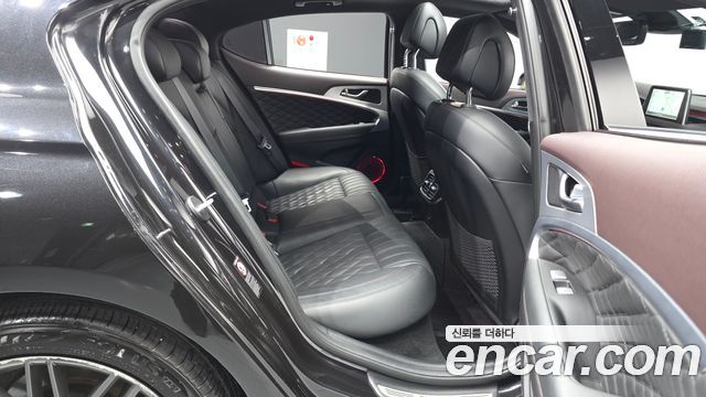 Genesis G70 2018 — photo 18