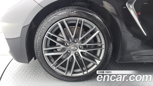 Genesis G70 2018 — photo 7
