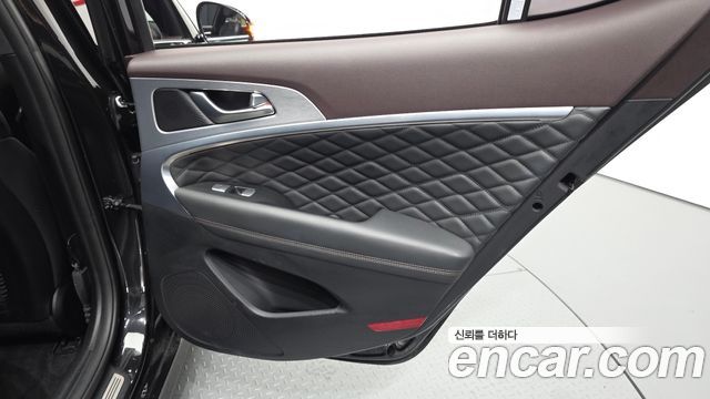 Genesis G70 2018 — photo 15