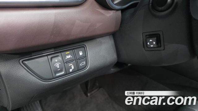 Genesis G70 2018 — photo 27