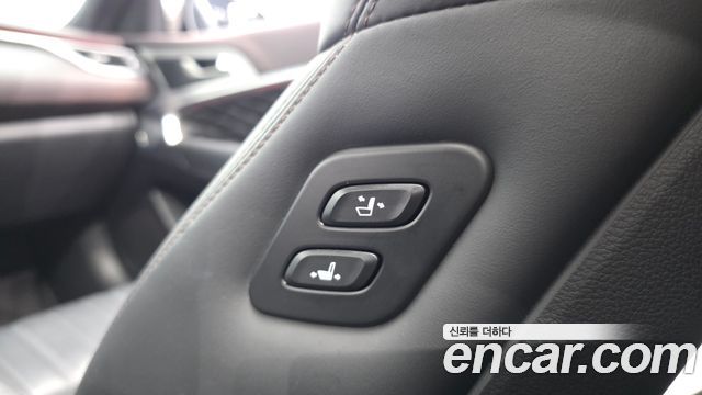 Genesis G70 2018 — photo 29