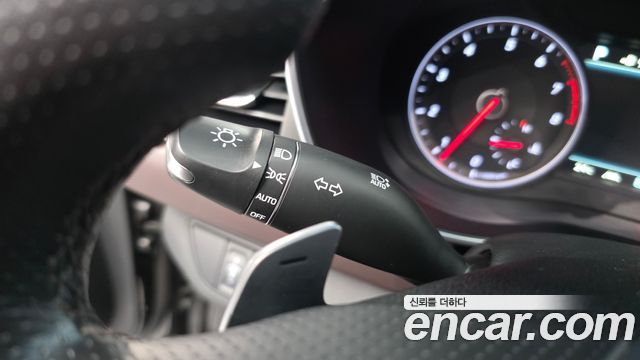 Genesis G70 2018 — photo 31
