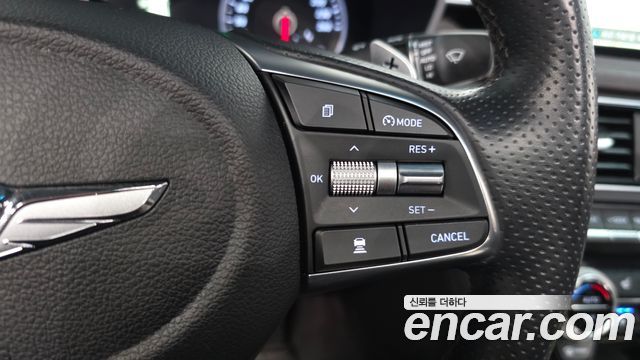 Genesis G70 2018 — photo 33