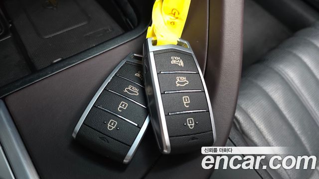 Genesis G70 2018 — photo 34