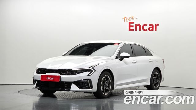 Kia K5 2025 — photo 1