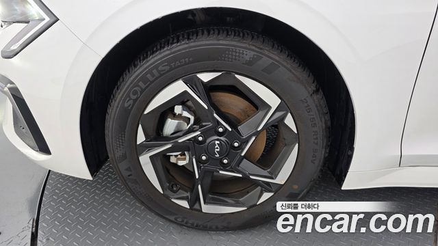 Kia K5 2025 — photo 5