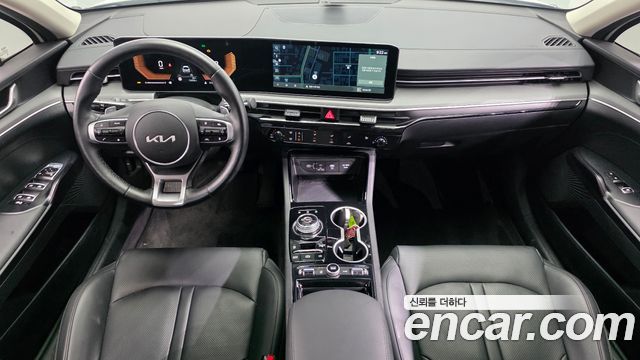 Kia K5 2025 — photo 10