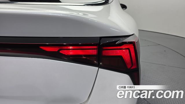 Kia K5 2025 — photo 9