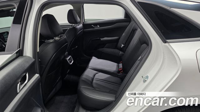 Kia K5 2025 — photo 16