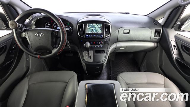Hyundai Starex 2017 — photo 7