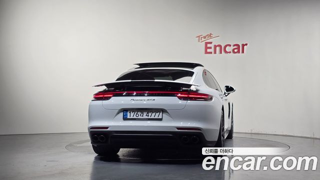 Porsche Panamera 2019 — photo 4