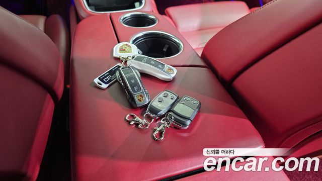 Porsche Panamera 2019 — photo 22