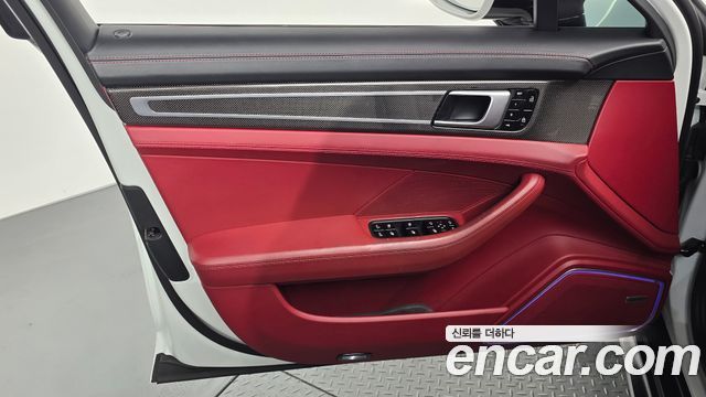 Porsche Panamera 2019 — photo 14