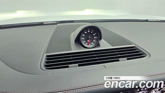 Porsche Panamera 2019 — photo 30