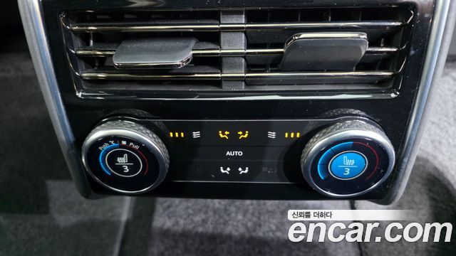 Land Rover Range Rover 2024 — photo 19