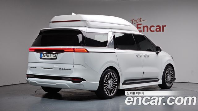 Kia Canival 2021 — photo 2