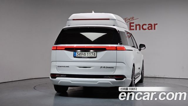 Kia Canival 2021 — photo 4