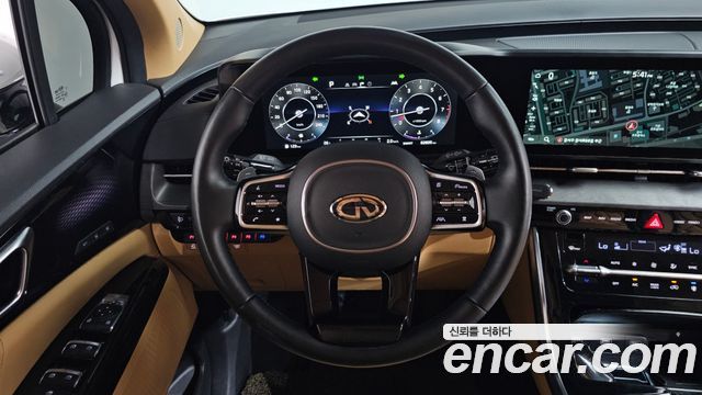 Kia Canival 2021 — photo 19