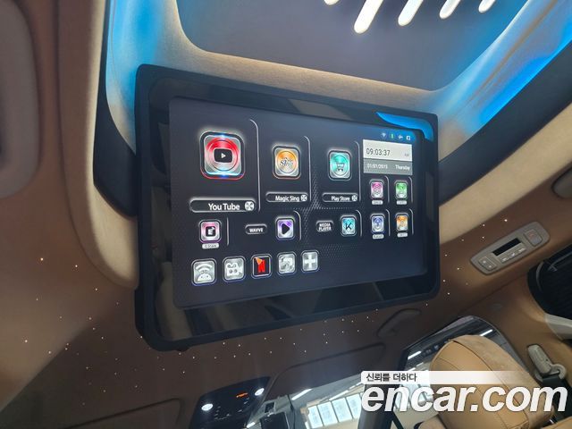 Kia Canival 2021 — photo 22