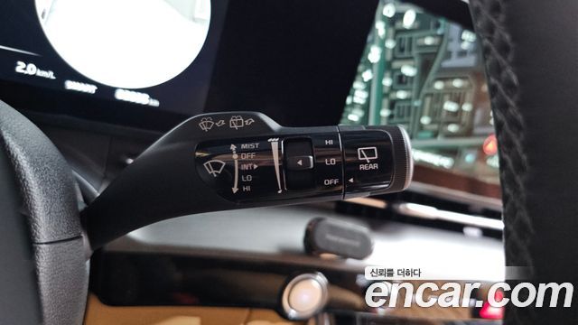 Kia Canival 2021 — photo 26