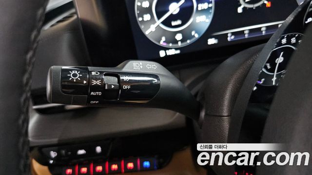 Kia Canival 2021 — photo 27