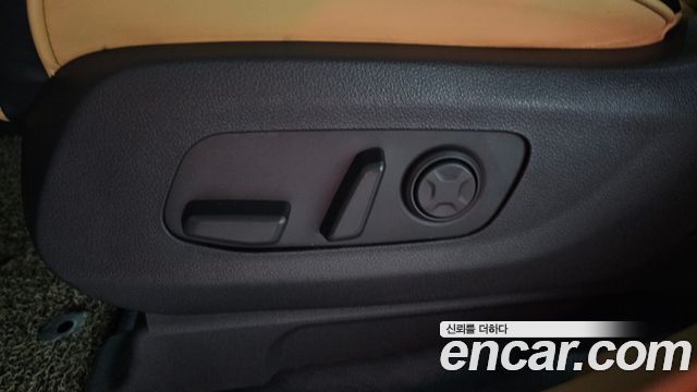 Kia Canival 2021 — photo 30
