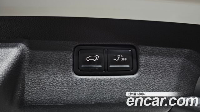 Kia Canival 2021 — photo 38