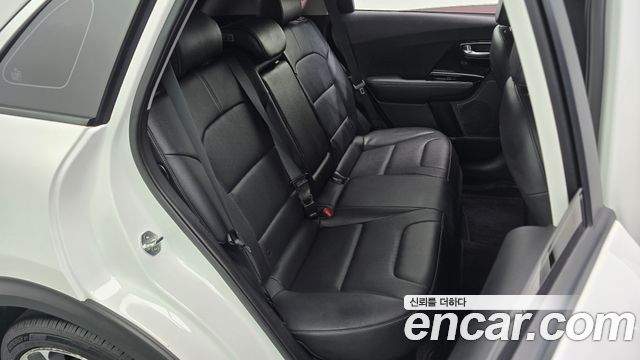 Kia Niro 2019 — photo 11