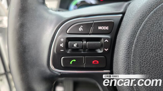 Kia Niro 2019 — photo 16