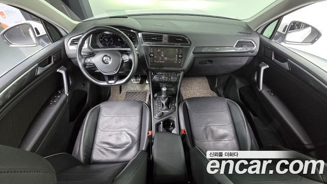 Volkswagen Tiguan 2018 — photo 7