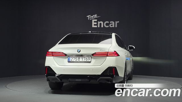 BMW 5-Series 2026 — photo 4