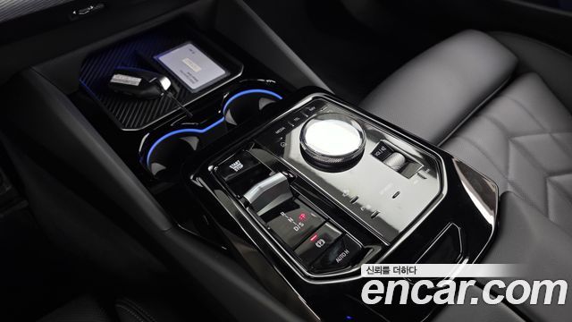 BMW 5-Series 2026 — photo 12
