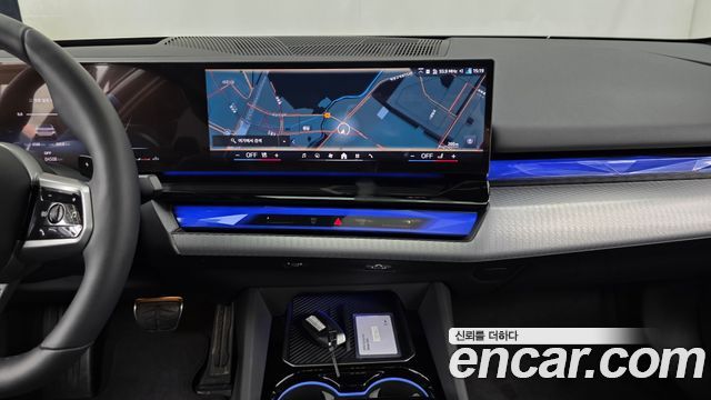 BMW 5-Series 2026 — photo 20