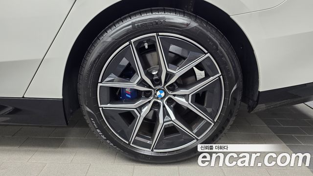 BMW 5-Series 2026 — photo 7