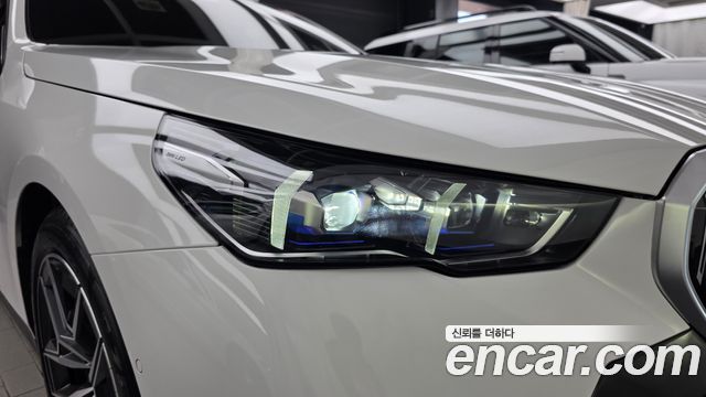 BMW 5-Series 2026 — photo 8