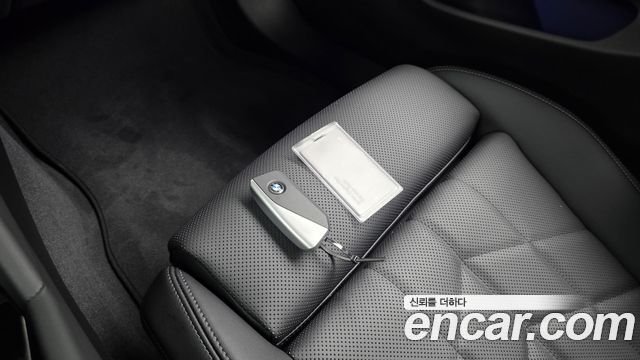BMW 5-Series 2026 — photo 31