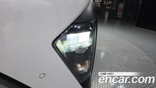 Hyundai Kona 2023 — photo 8