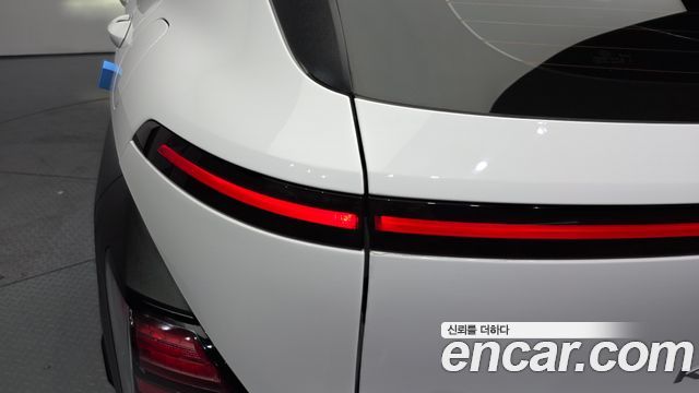 Hyundai Kona 2023 — photo 9