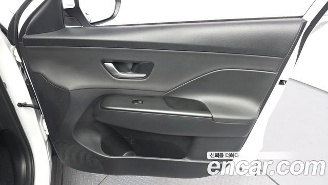 Hyundai Kona 2023 — photo 14