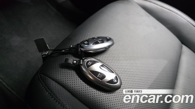 Hyundai Kona 2023 — photo 29