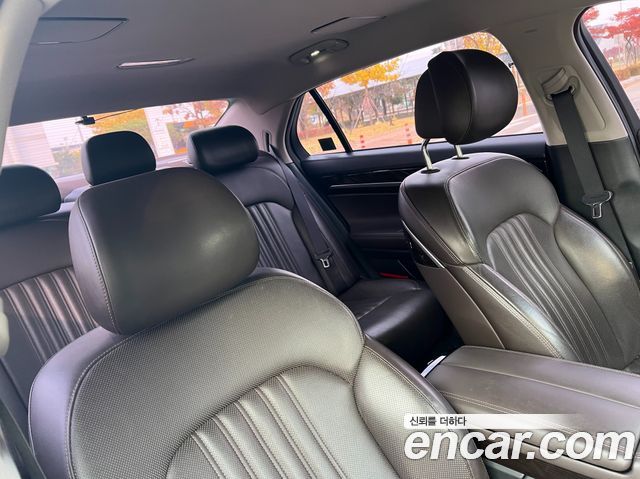 Genesis EQ900 2016 — photo 12