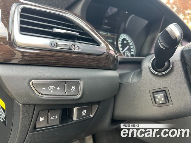 Genesis EQ900 2016 — photo 14