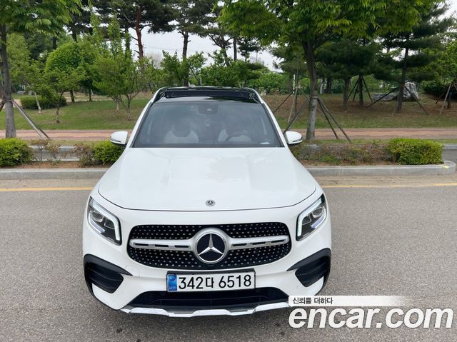 Mercedes-Benz GLB-Class 2020 — photo 2
