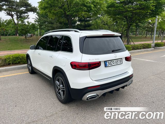 Mercedes-Benz GLB-Class 2020 — photo 4