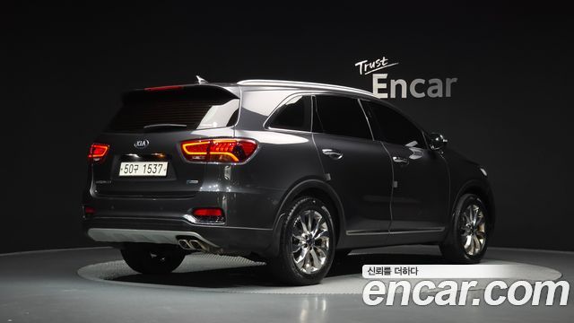 Kia Sorento 2019 — photo 2